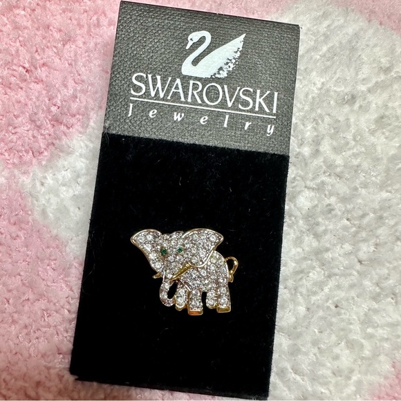 Swarovski Crystal Elephant Brooch - Picture 6 of 8